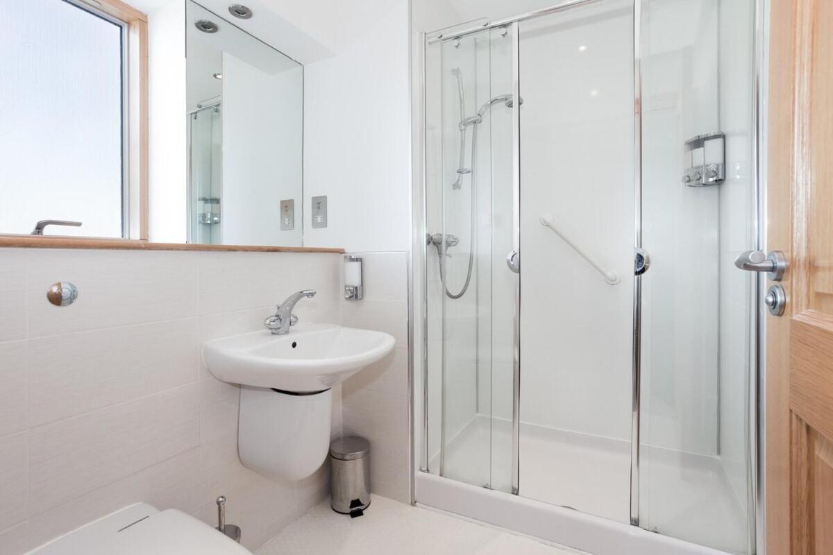 Executive 3 Bed Apartment Αμπερντήν Εξωτερικό φωτογραφία