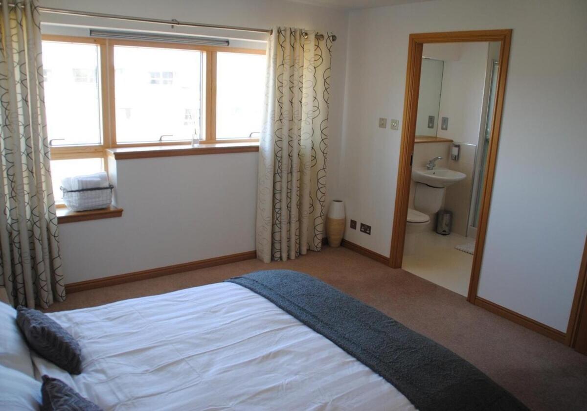 Executive 3 Bed Apartment Αμπερντήν Εξωτερικό φωτογραφία
