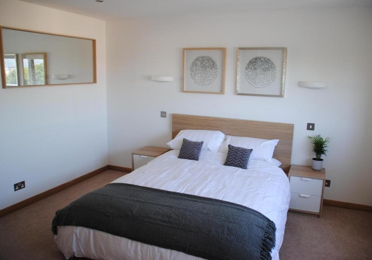 Executive 3 Bed Apartment Αμπερντήν Εξωτερικό φωτογραφία